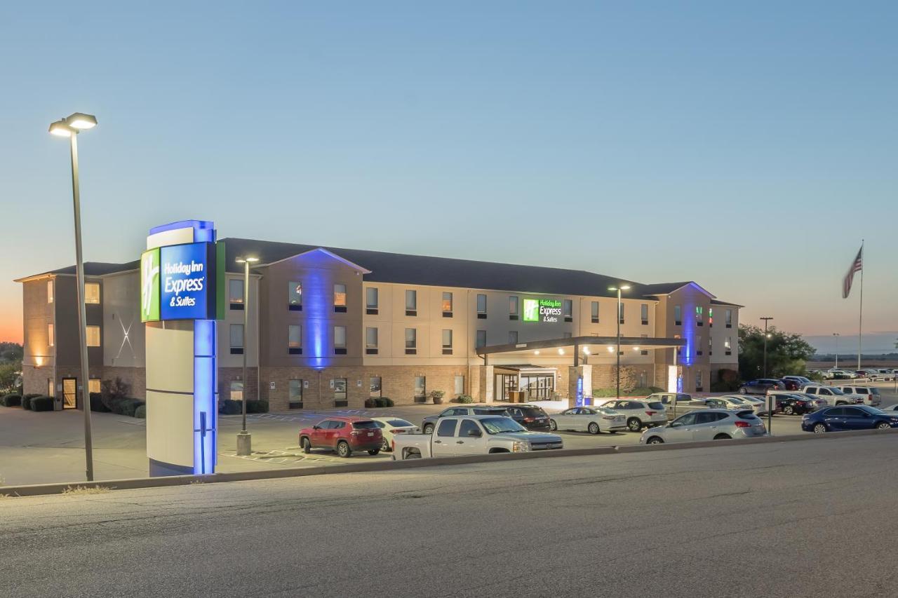 Holiday Inn Express & Suites N Waco Area - West By Ihg Exterior foto