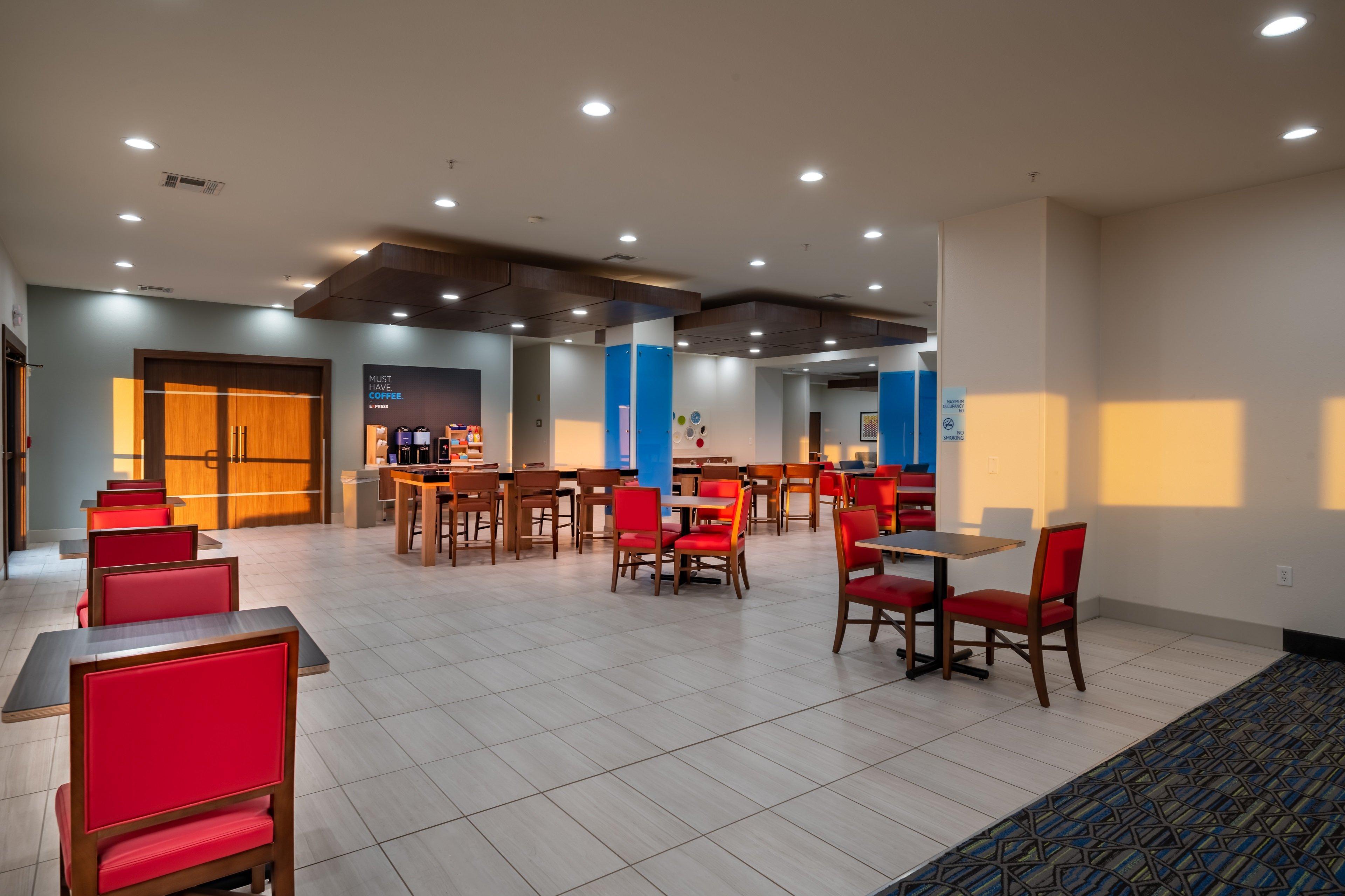 Holiday Inn Express & Suites N Waco Area - West By Ihg Exterior foto