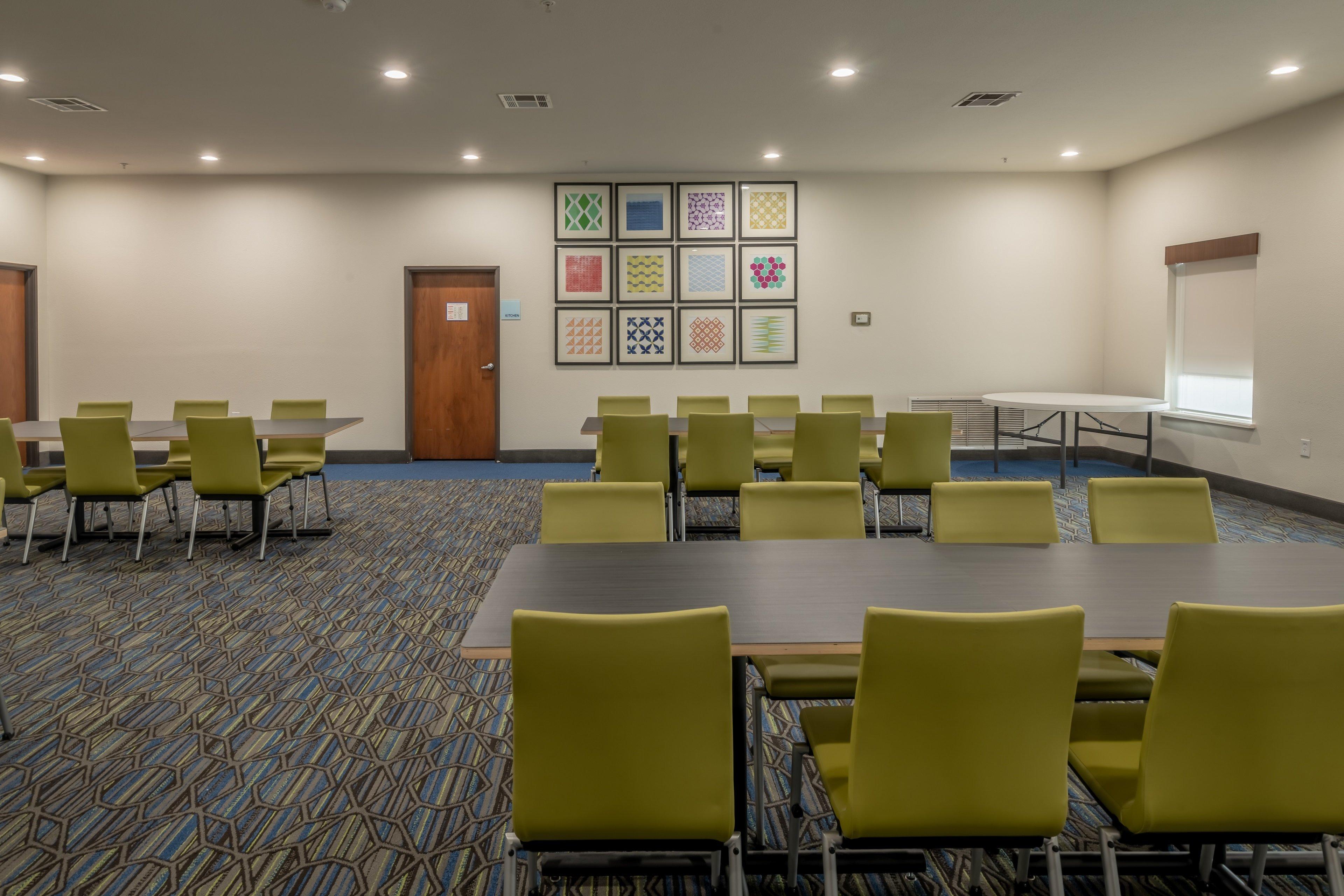 Holiday Inn Express & Suites N Waco Area - West By Ihg Exterior foto